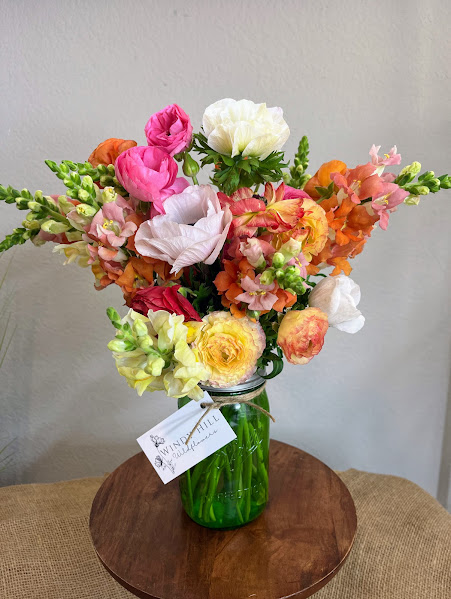 anemone, snap dragon, Cerinthe, Ranunculus bouquet